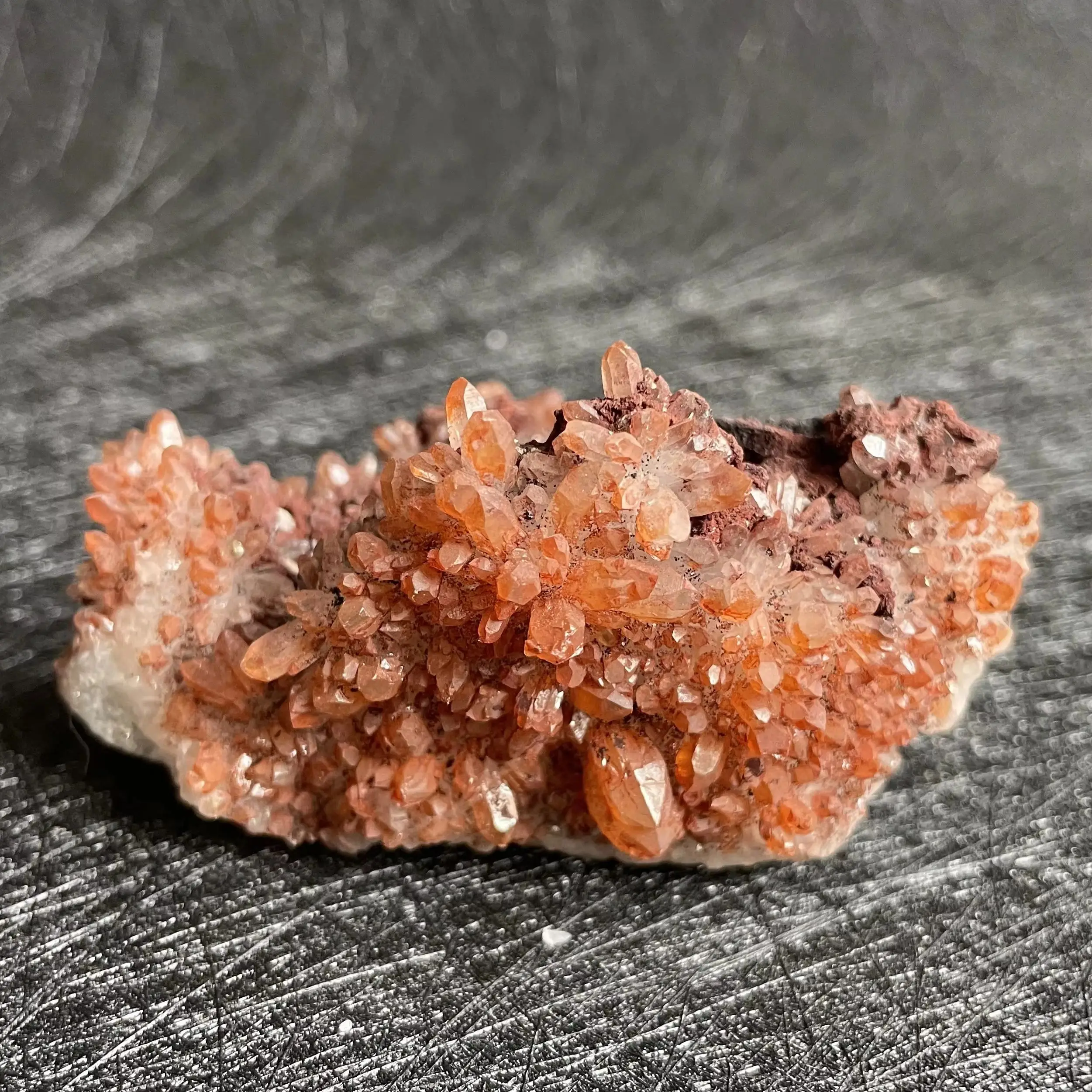 

Natural Stone Red Clear Crystal Cluster Mineral Raw Quartz Rock Specimen Chalcopyrite Decoration Rough Polished Healing