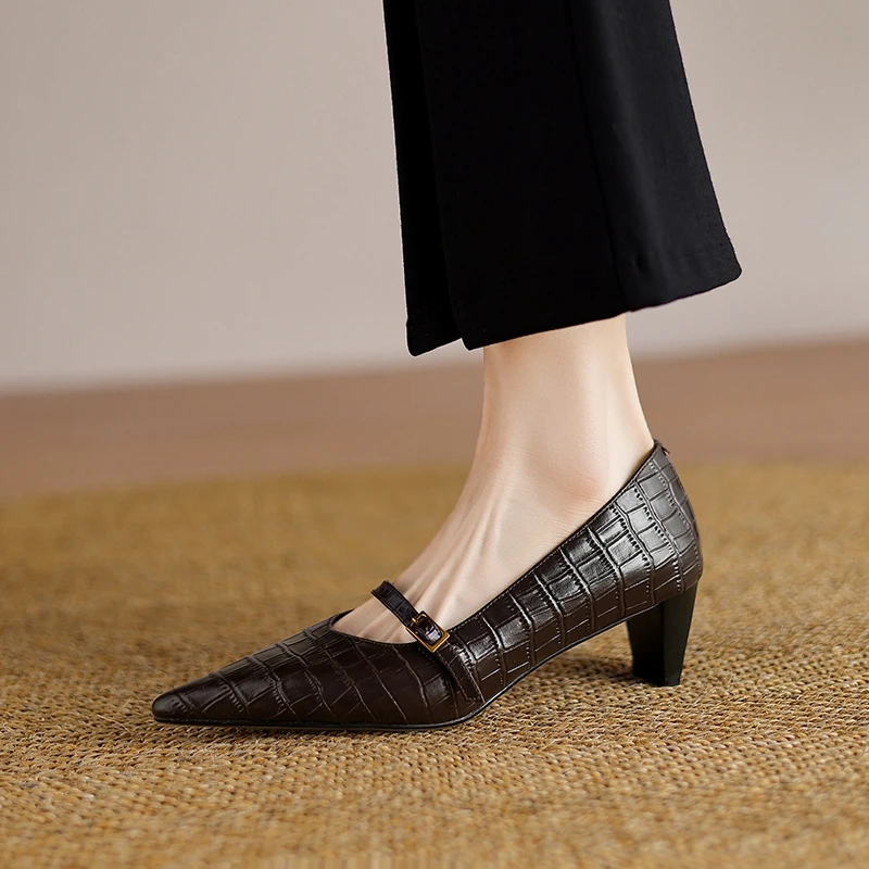 

Women's New Four Seasons Genuine Leather Printed Cowhide Pointed High Heels Retro Belt Buckle Mary Jane Shoes Work Single Shoes