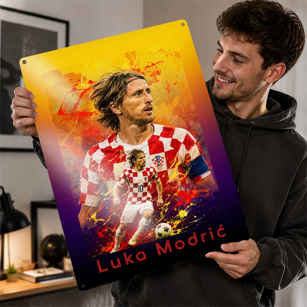 Luka Modrić Football Printed Poster Personalized Aluminum Metal Sign Club Legacy Style Wall Art Ideal For Fan Lounge Or Office