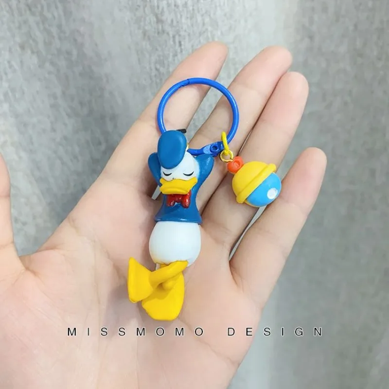 Disney Donald Duck Cartoon Creative Anime Doll portachiavi Kawaii Fashion High-look Bag ciondolo decorativo regalo per bambini