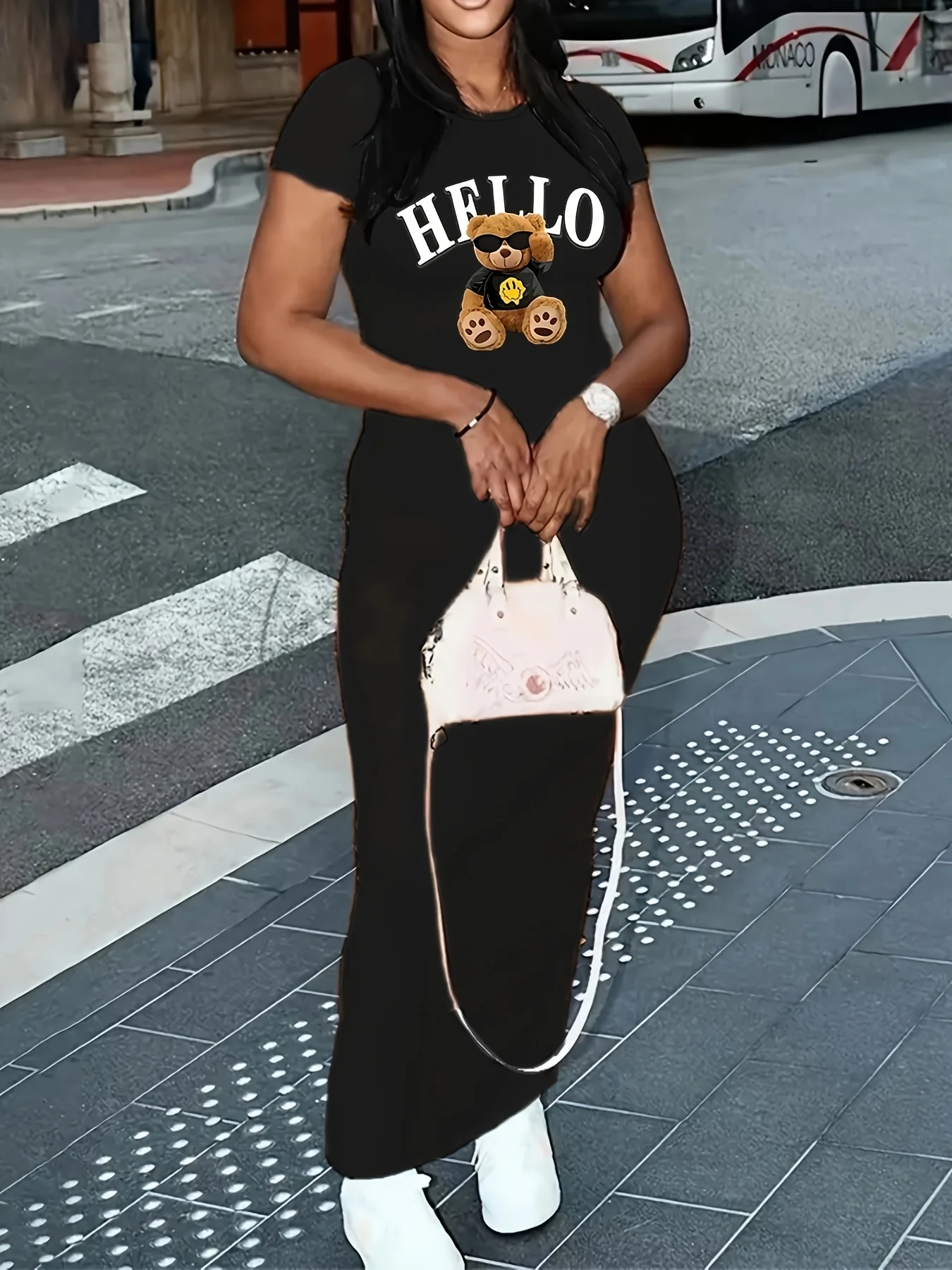 ฤดูร้อนของผู้หญิงเข้ารูปพอดียืดหยุ่นสีดําเบียร์พิมพ์รอบคอแขนสั้นเสื้อยืดชุดเดรสยาวเสื้อผ้าผู้หญิง