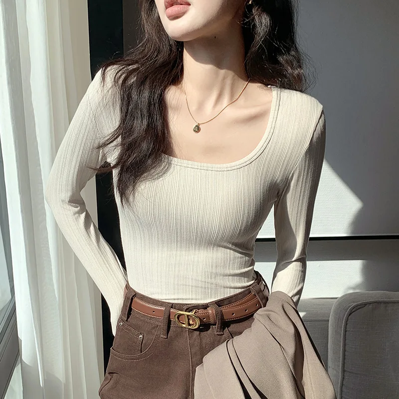 

New large U-neck T-shirt, women's base shirt, T-shirt, long sleeved top, low neck inner layer, slim fit women's clothing