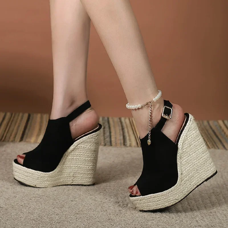 Thumbnail 4 - #19 Cheapest Wedge Heels Deals You Can Get