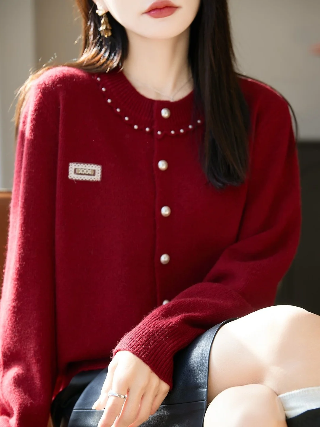 Fashionable Knitted Woolen Cardigan Women's Top with Beaded Buttons Korean Style Loose Fit Long Sleeve Sweater for Autumn Winter
