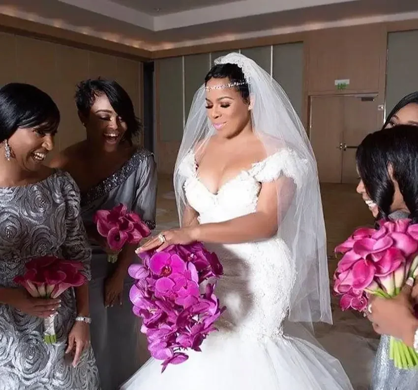 Customized Plus Size Mermaid Wedding Dresses Lace Cap Sleeves South African Sweep Train Bridal Gowns Robe De Mariee