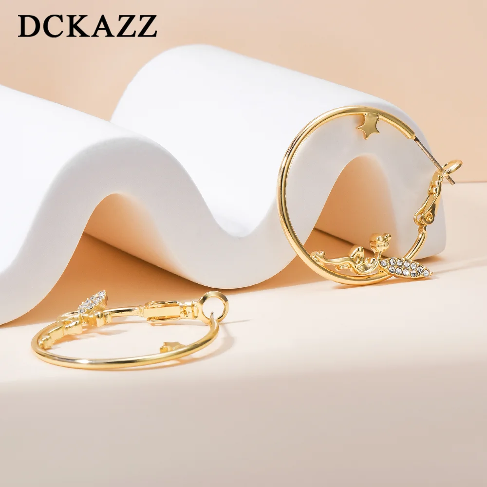

DCKAZZ Pentagram Elf Earrings Wings Inlaid Zircon Exquisite Women Summer Fashion Jewelry Daily Accessories Gift for Girls Friend