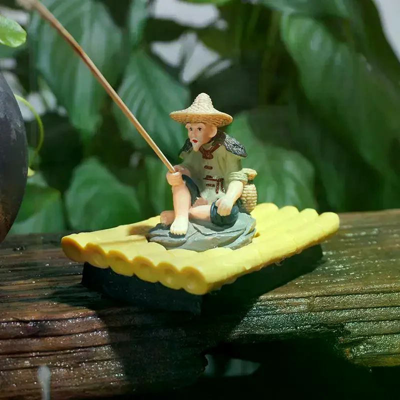 Outdoor Decoration Bamboo Raft Fisherman Figurine Elderly Fisherman PVC Statue For Yard Floating Aquarium Decor 1Pcs
