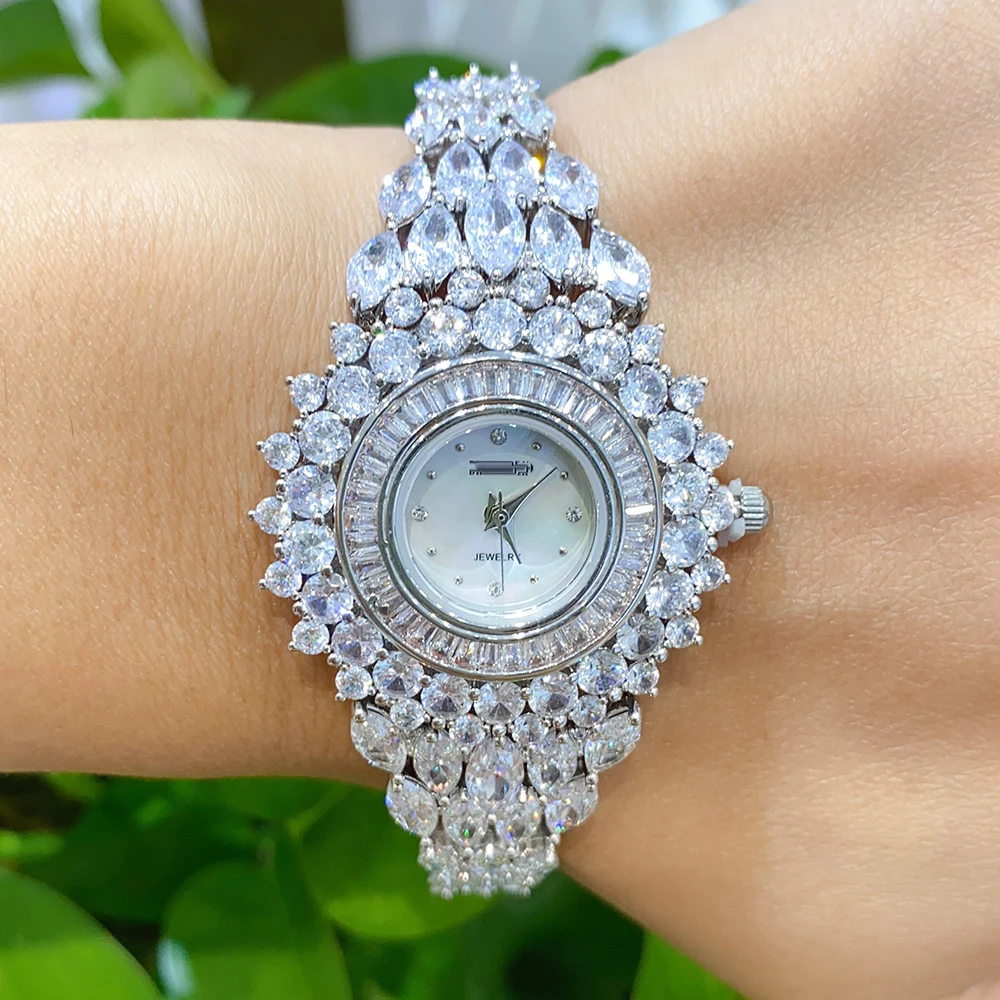 017587 Gorgeous Watch for Women AAA Cubic Zircon Sun Flower Bracelet Watch for Wedding Party Fashion Jewelry Made with Wholesale