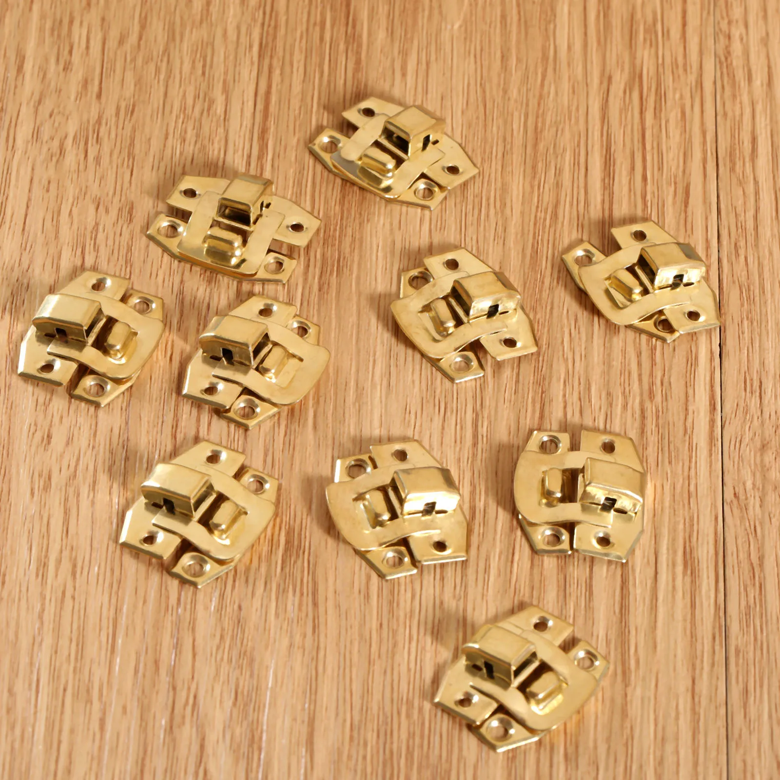 10Pcs/lot Antique Gold Decorative Hasp Latch with Screws for Wooden Box Jewelry Box Toggle Cabinet Suitcase Chest Trunk 23*20mm