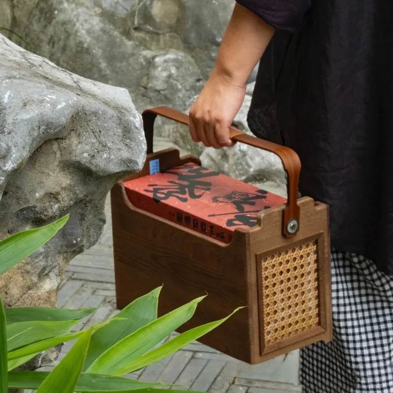 

Chinese wooden moon cake portable gift box baking dim sum cake packaging box Mid-Autumn Festival moon cake gift