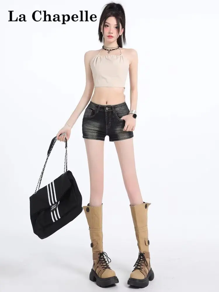 ล้างกางเกงขาสั้นผ้ายีนส์เซ็กซี่ยืดหยุ่นเอวต่ําปุ่มคู่สีดําสําหรับชุดฤดูร้อนของผู้หญิง สาวเผ็ด ทรงเอตรงและเรียบง่าย