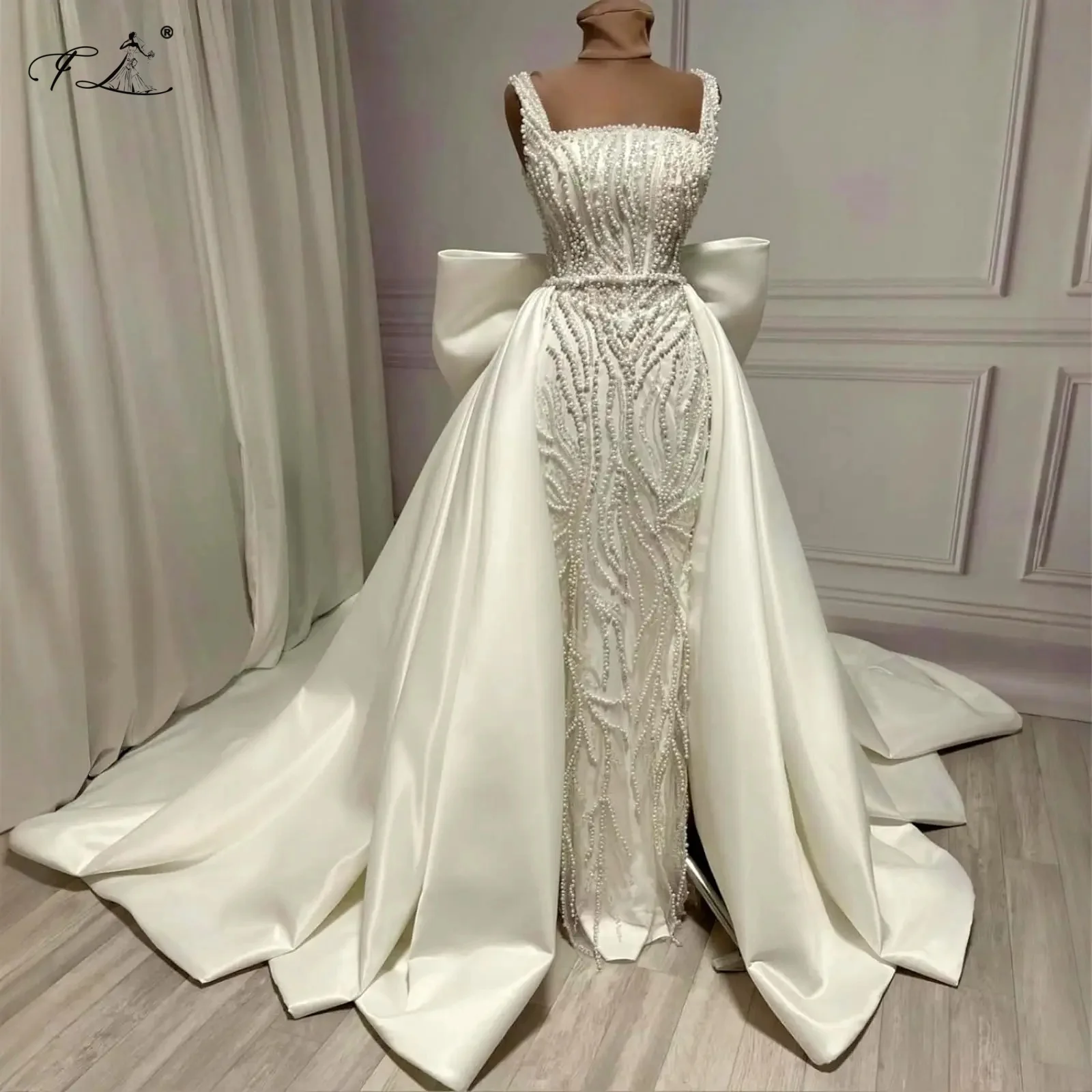 

Satin Wedding Dress With Large Bow Train, Strapless Pearl Mermaid Evening Gown, Classic Style