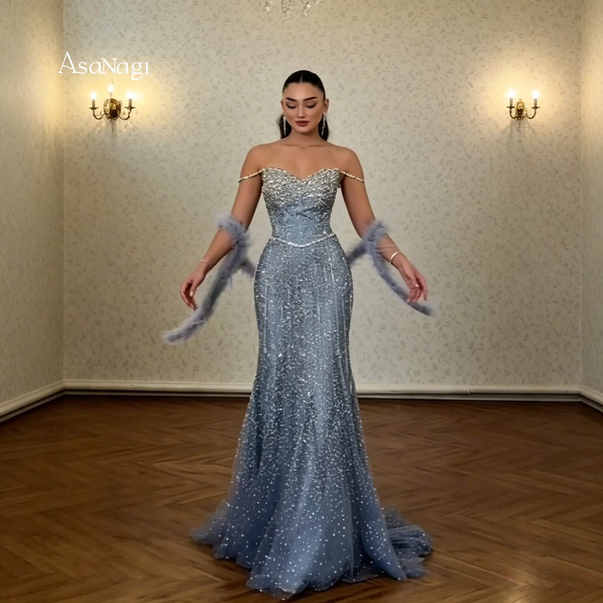 

Blue Heart-Shaped Strapless Evening Gown Sparkling Rhinestone Tulle Skirt Exquisitely Crafted Evening Dress