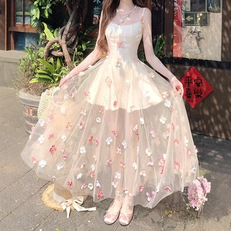 

Summer New "Monet Garden Gentle Romantic Three-dimensional Flower Fashion Temperament Suspender Dress