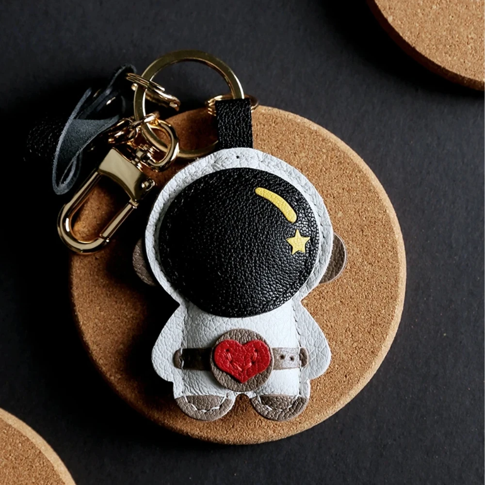 Genuine Leather Bag Charm Astronaut Leather Custom Car Keychain Bag Pendant Exquisite Car Personalized Pendant Bag Accessories