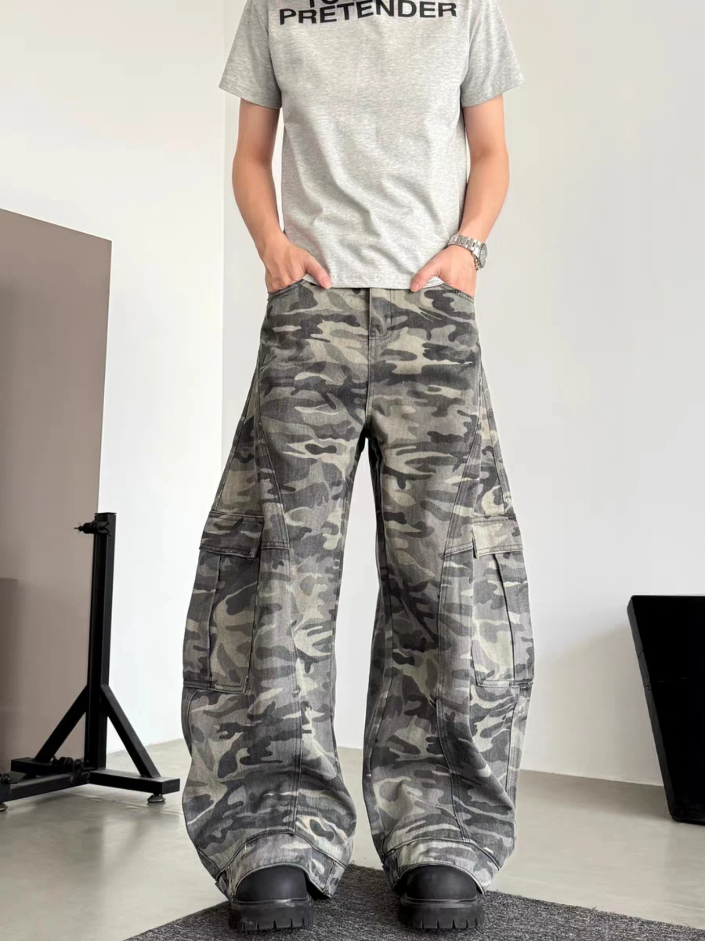 

American Retro Camouflage Denim Pants Loose Fit High Street Sle for Men And Women Reverse Wear Casual Workwear Trendy
