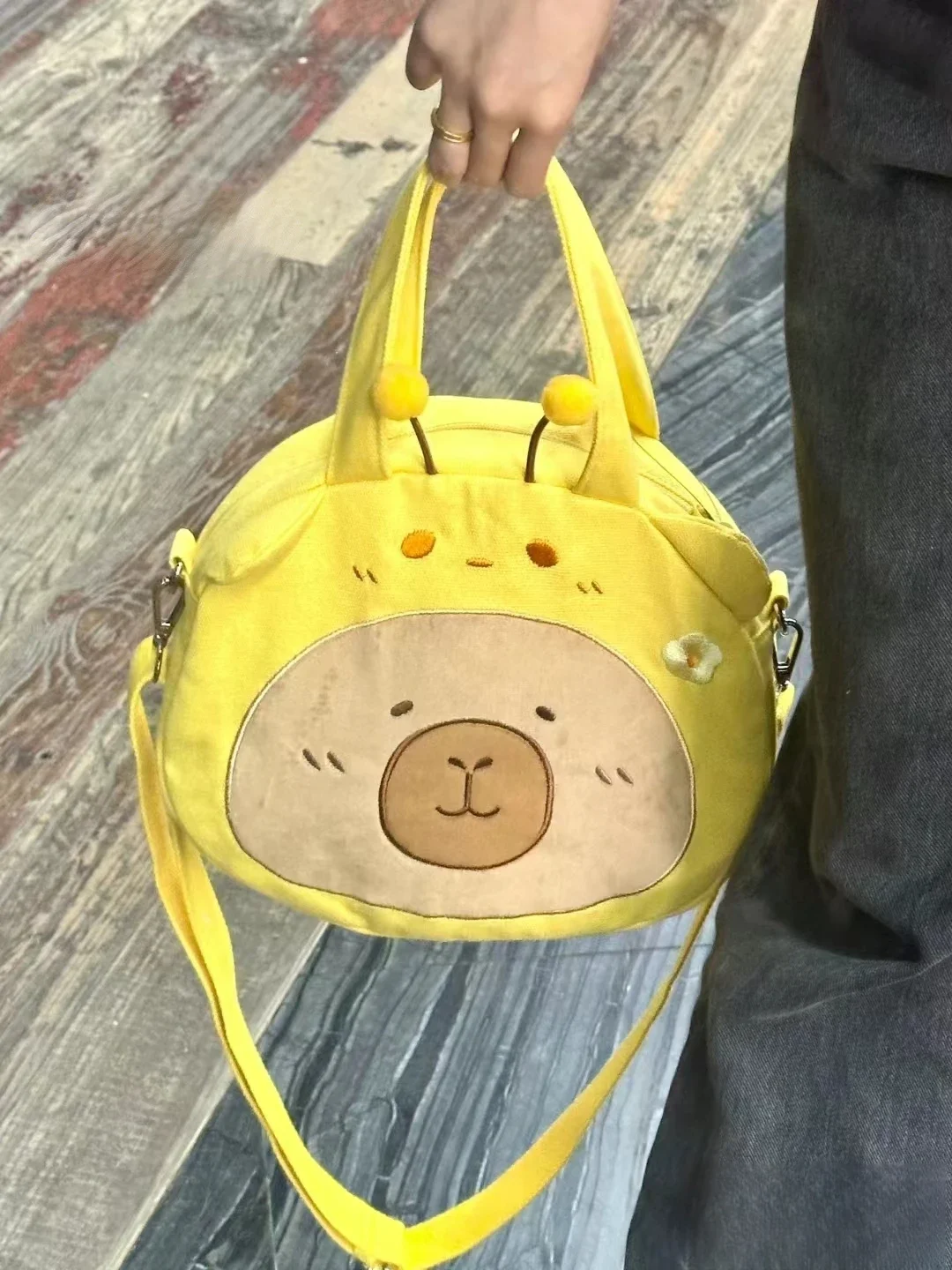 MBTI-Bolsos de mano Kawaii para mujer, bolso de hombro con estampado de dibujos animados de delfines, informal, amarillo, de alta capacidad