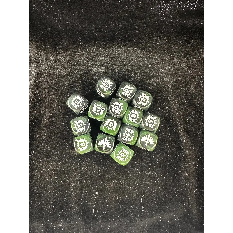 Warhammer 40K Dark Angels Dice 10/20Pcs 16mm D6 Green Swirl Resin White Wing Emblem Dice Tabletop Wargame Hobby Accessory