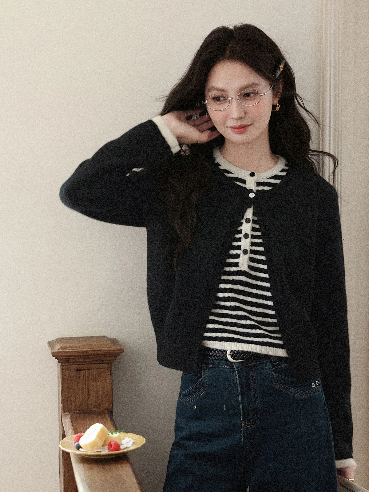 

Вязаный свитер в полоску Bla, женский длинный све, осенний новый универсальный трикотаж, универсальный трикотаж для поездок на работу, стандартный крой, ягодицы...