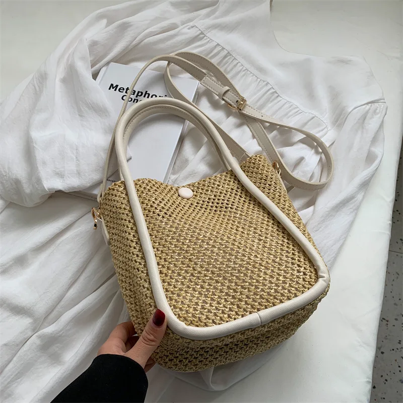 Summer StitchingBucket Bag Women Straw Shoulder Bag Casual Style Hollow Crossbody Bag Travel Woven Handbag Designer Crossbody Ba