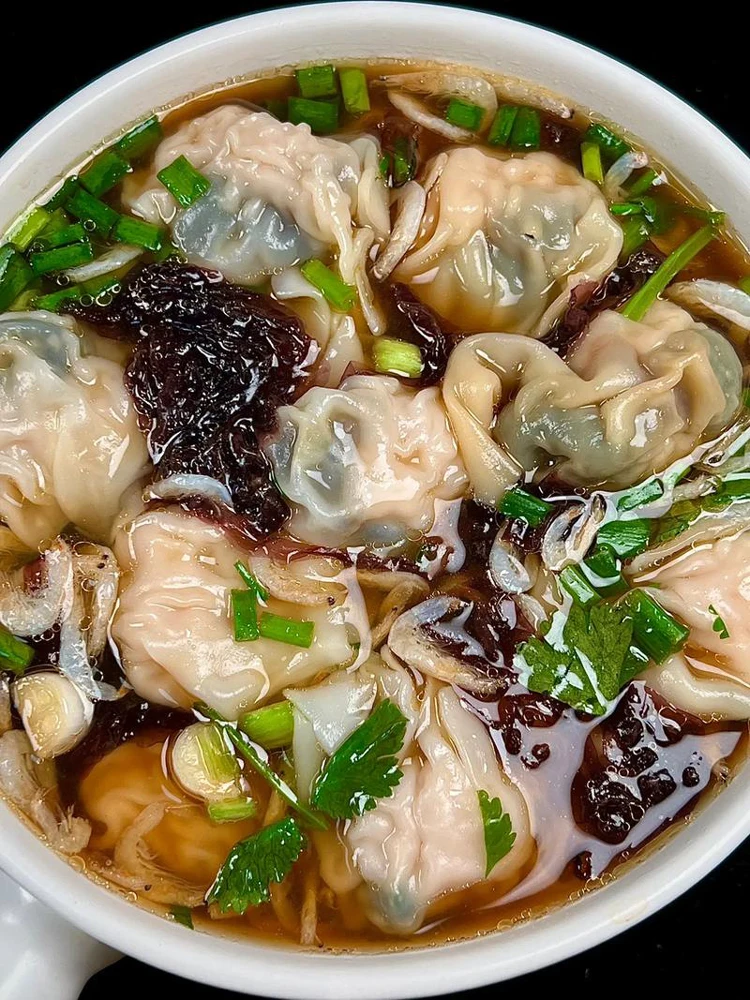 

Автоматическая вертикальная фасовочно-упаковочная машина для соусов (чили, мед), паст и пастообразных продуктов в пакеты