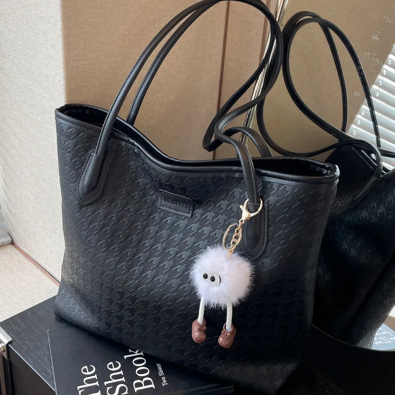 Large Capacity Bag Women's Autumn Versatile 2025 New Casual Shoulder Bag College Student Class Bag Commuting Tote Bag