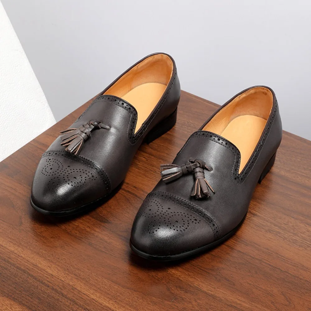 Genuine Leather Brogue Mens Dress Shoes Carved Pattern Pull On Fringed Loafers British Oxford Style Summer Slip On Shoes