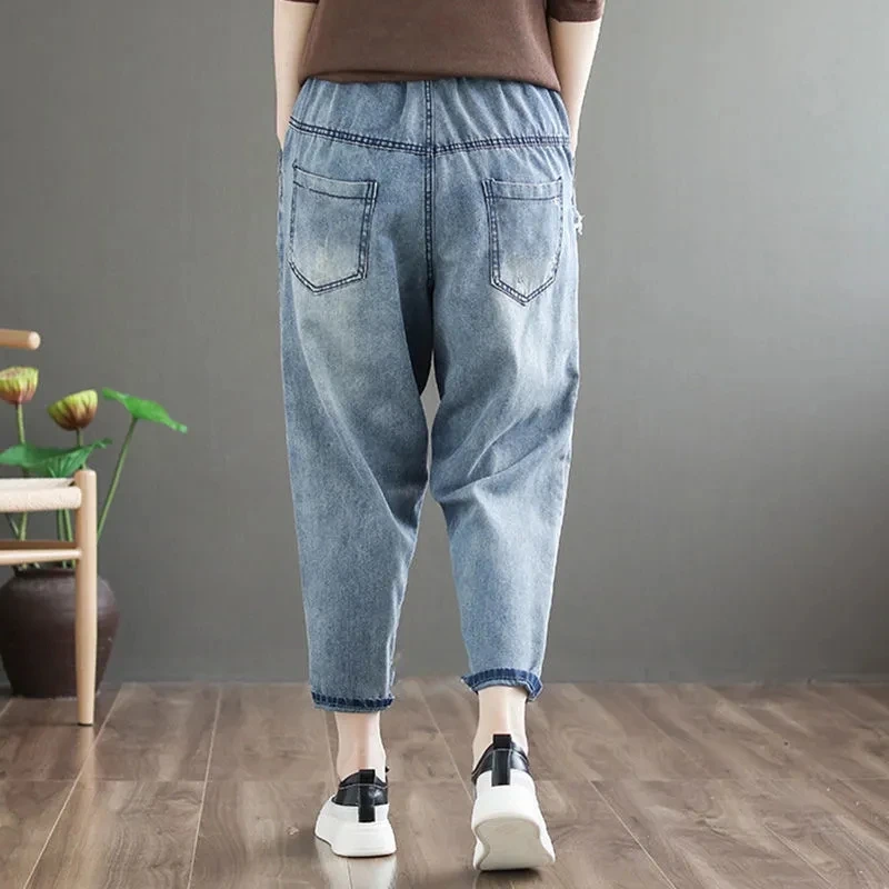 

Embroidered Denim Harem Pants Women's Spring Autumn 2025 Water Wash Loose Elastic Waist Retro Casual Nine Split Jeans Female