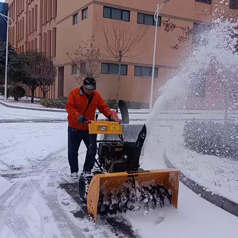 

13 Tractor Snow Plow New Condition Snow Blower Snow Thrower with Engine and Motor Core Components