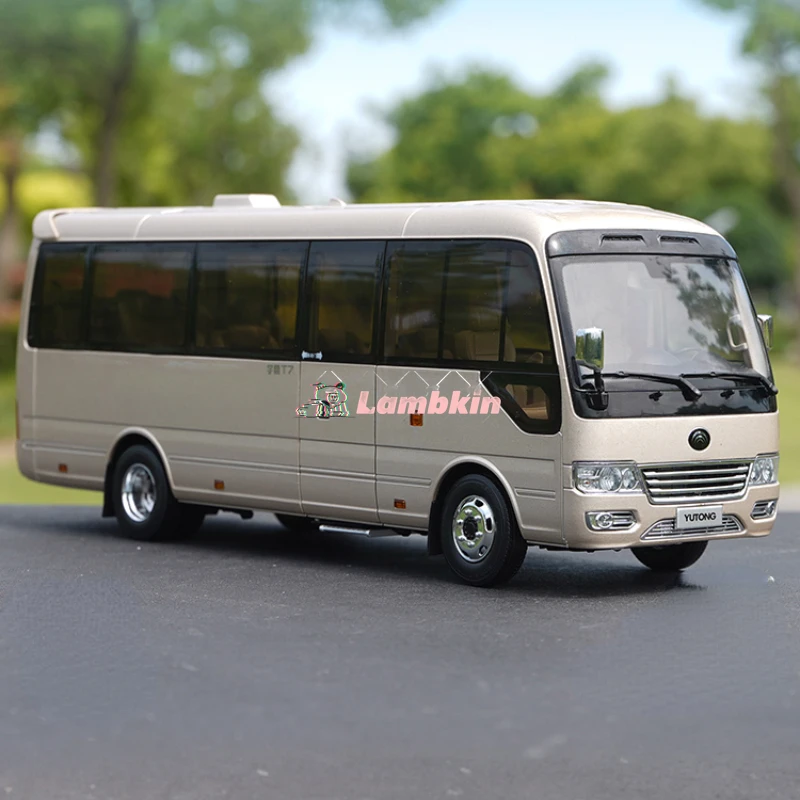 

Model Decoration 1:24 For Original Yutong Bus T7 High-end Commercial Vehicle Yutong T7 Coaster Exquisite Edition Bus Model