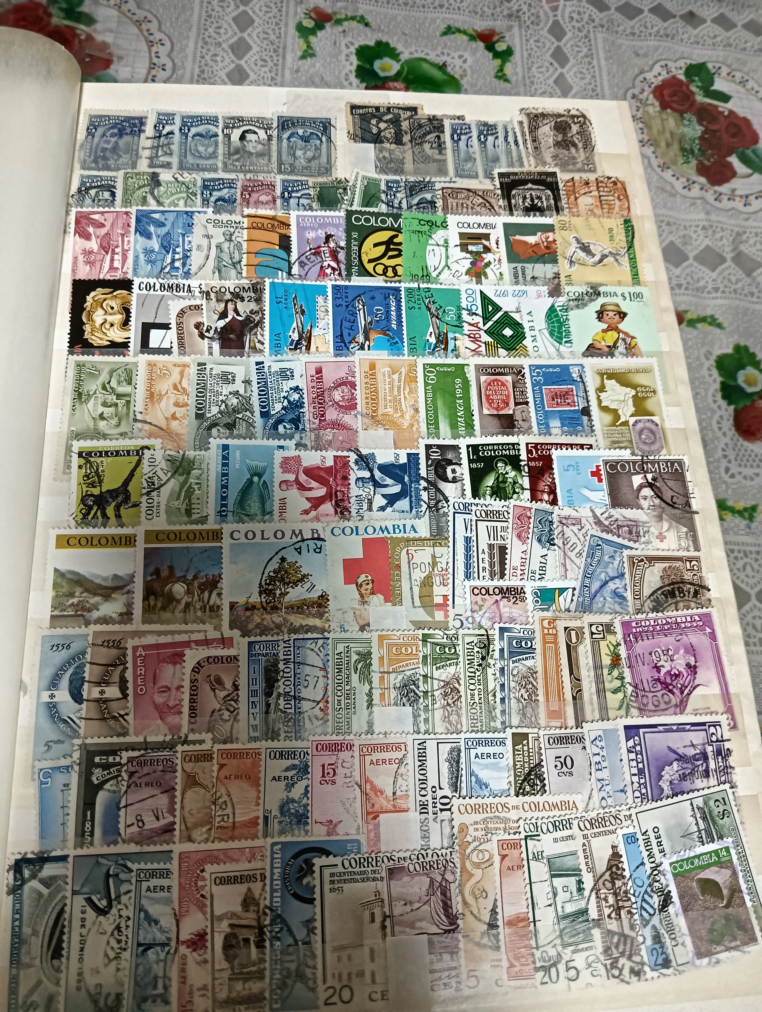 

50 Different Real Used Colombia Post Stamps Postage Collectible Postage Stamps Collection Material For Scrapbooking Accessories