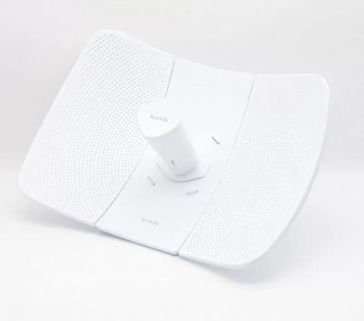 

Ready Stock Tenda O9 Outdoor Wireless CPE For Multiple Application Scenarios Networking Device