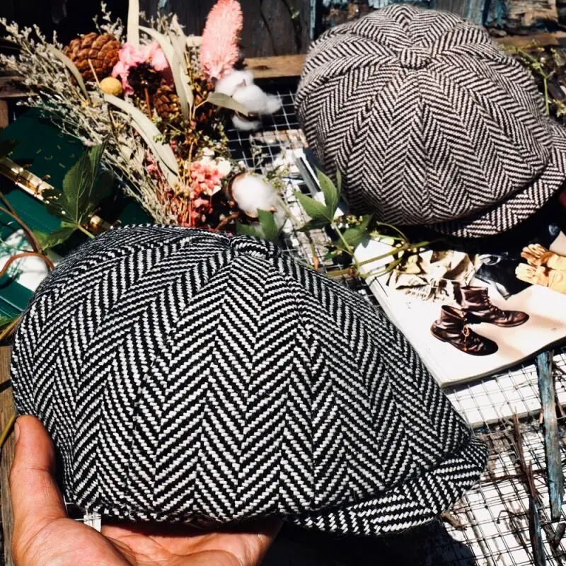 Vintage Autumn Newsboy Hats Men Retro Wild British Brim Caps Street Peaked Octagonal Berets Hats Unisex Casual Striped Flat Caps