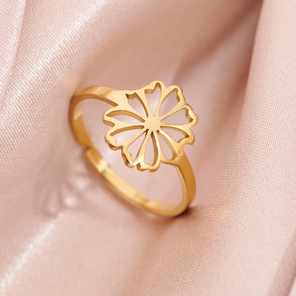 2024 new fashion small fresh simple flower ring female minority light luxury not everything with rusty steel hollow Daisy open r