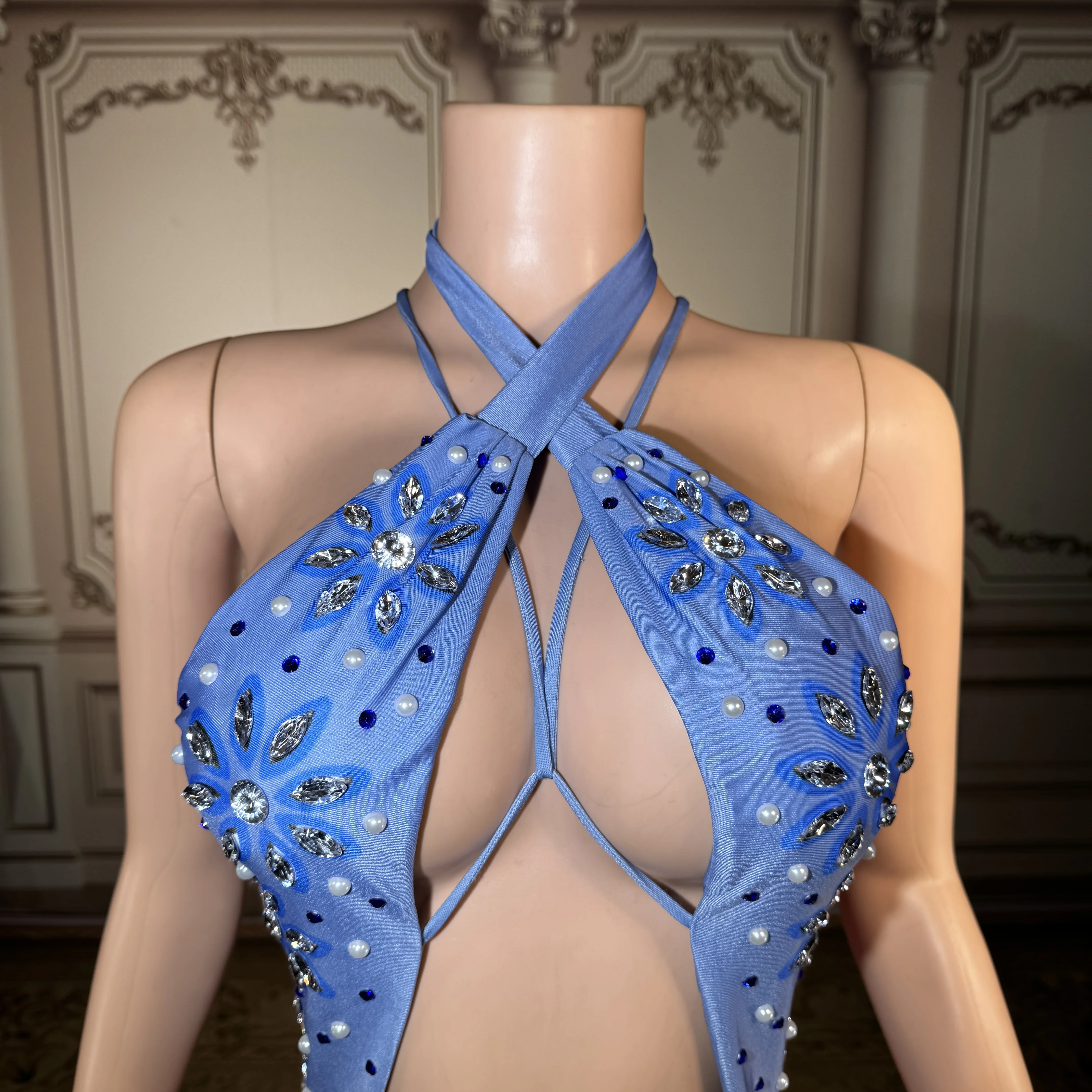 

ZD Sexy hollow out luxurious diamond one-piece triangle neck swimsuit, spicy girl solid color one-piece bikini tight swimsuit