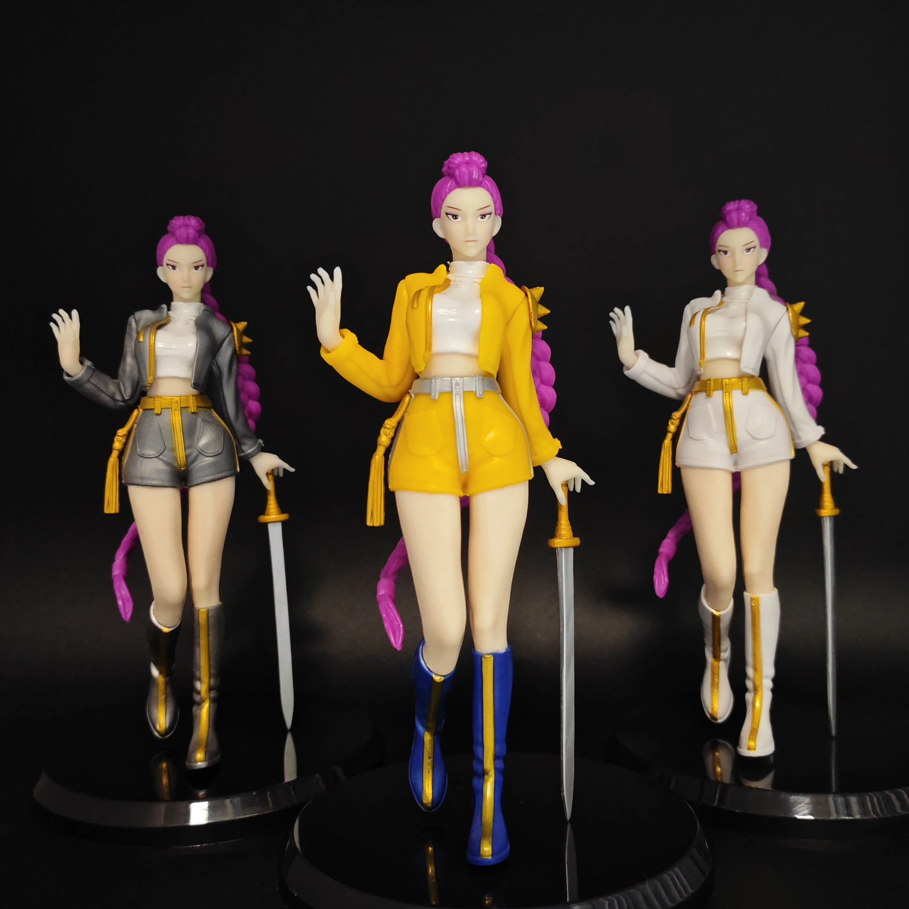 Figurki anime Demon Hunters Kpop 2025, urocze figurki akcji z ruchomymi stawami z PVC, modele lalek, zabawki, prezenty urodzinowe dla dzieci, dekoracje.