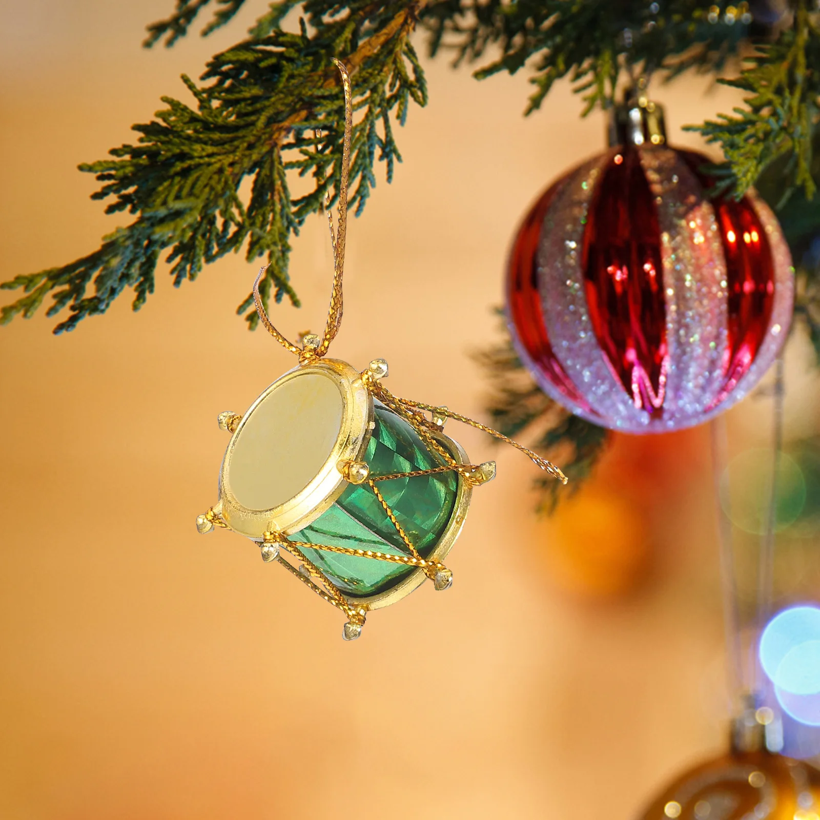 

60 pcs Christmas Small Drum Hanging Ornament Glitter Mini Drum For Xmas Tree Decoration Home Party Wedding Decor Supplies