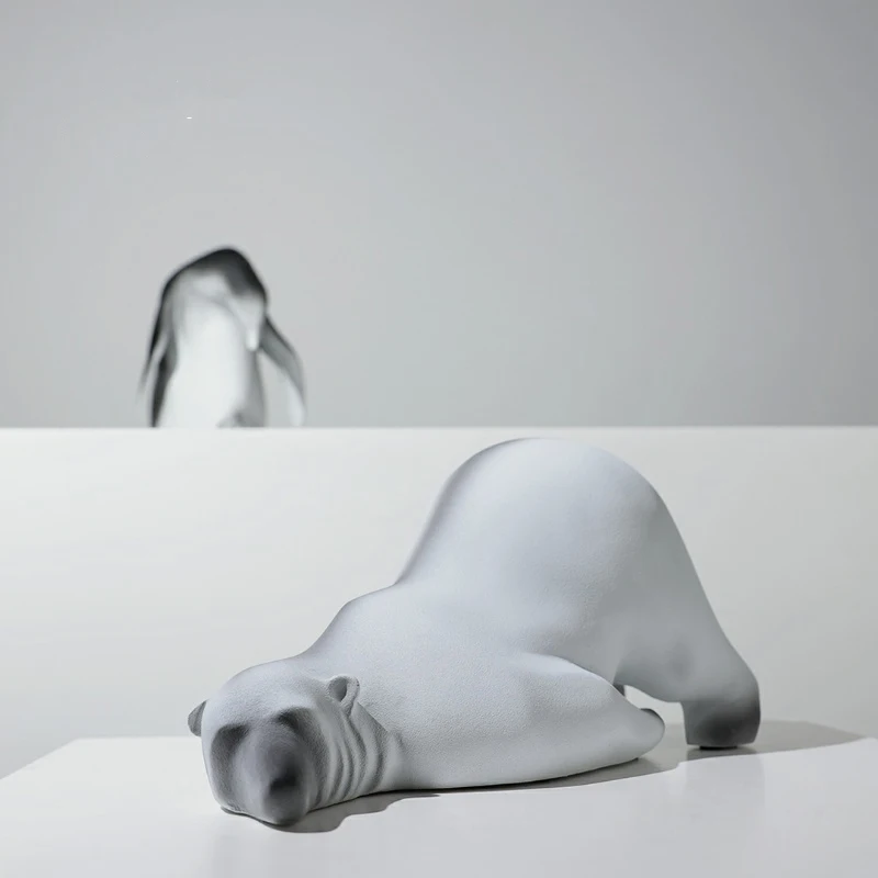Modern Gift for Boy Man Kids Antarctic Penguin Animal Ornaments Entrance Lazy Polar Bear Resin Sculpture Decoration Accessories