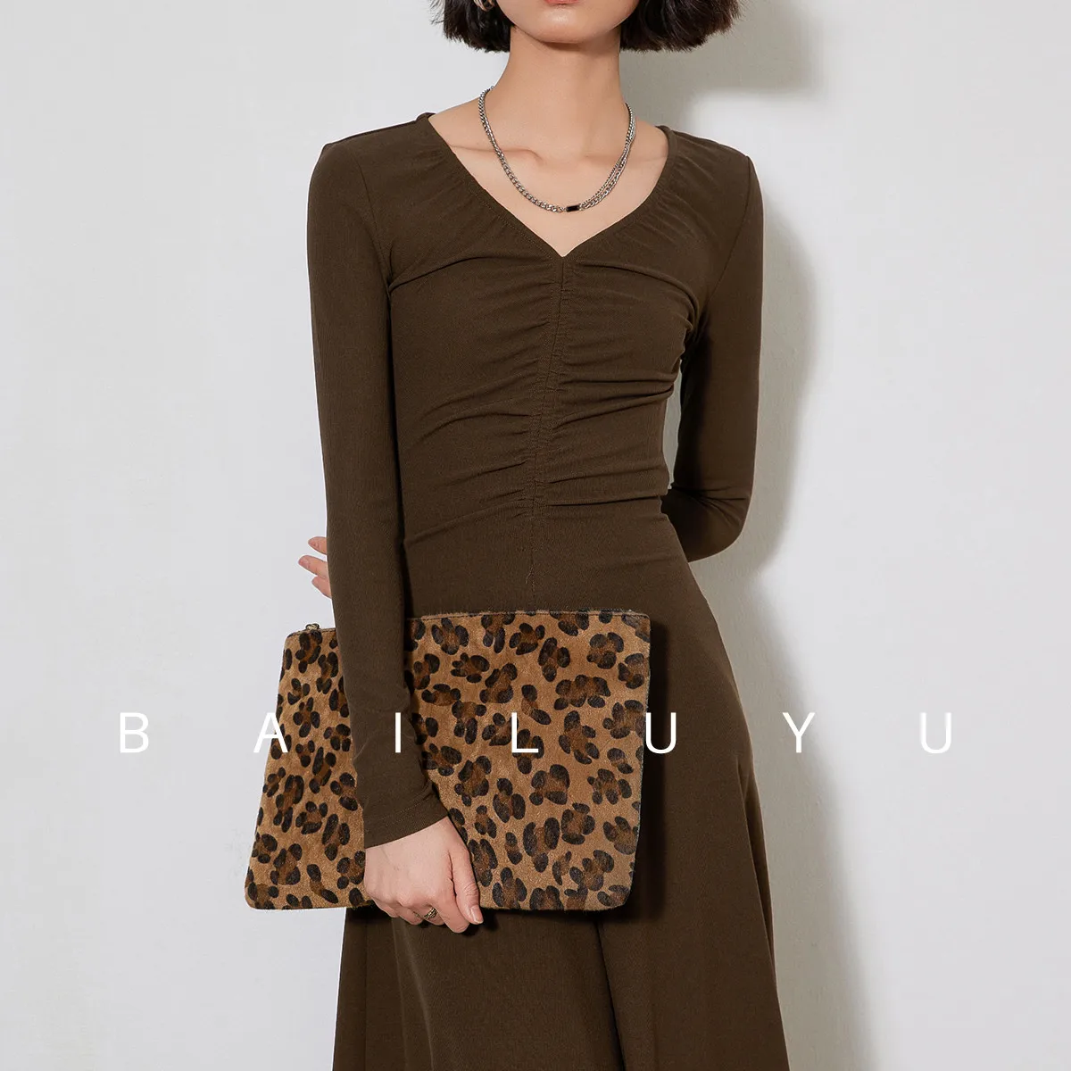 LOUIS YAO Women Dress 2024 Spring Dress V Neck Long Sleeve Casual Basic Solid Color Slim Fit Fashion Long Black Gray Brown Dress