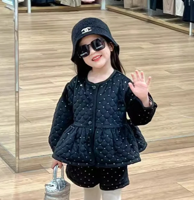 Korean Children Clothing Girls Autumn Winter Small Fragrance Style Fashionable Sequins Velvet Thick Jacket Shorts Two-piece Set