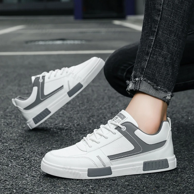 

Мужские туфли большого размера, весна-осень 2023, новый тренд, модные повседневные кроссовки на шнуровке, уличные нескользящие туфли на плоской подошве, увеличивающие рост