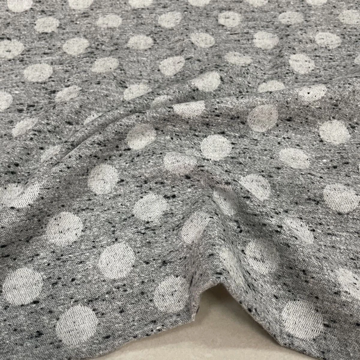 High-End Light Ey P… - image