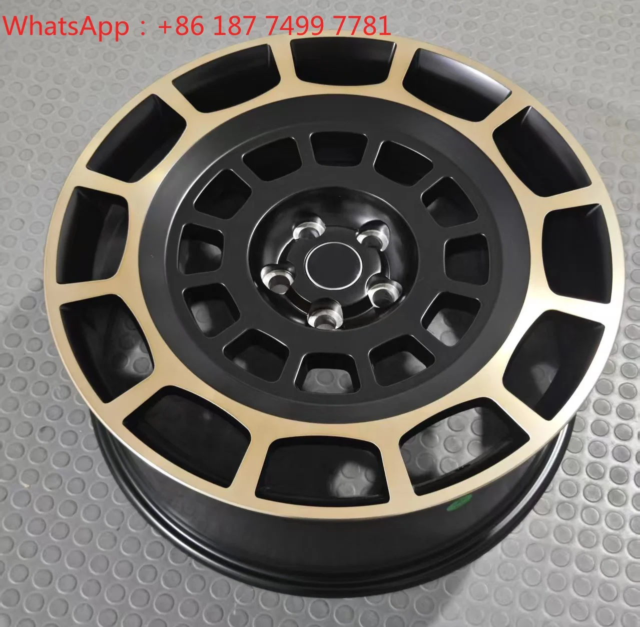 

YQ China Factory Wholesale Alloy Rim 20 Inch 22 Inch 5 Holes SBMF + Bronze Tint Paaenger Car Wheels