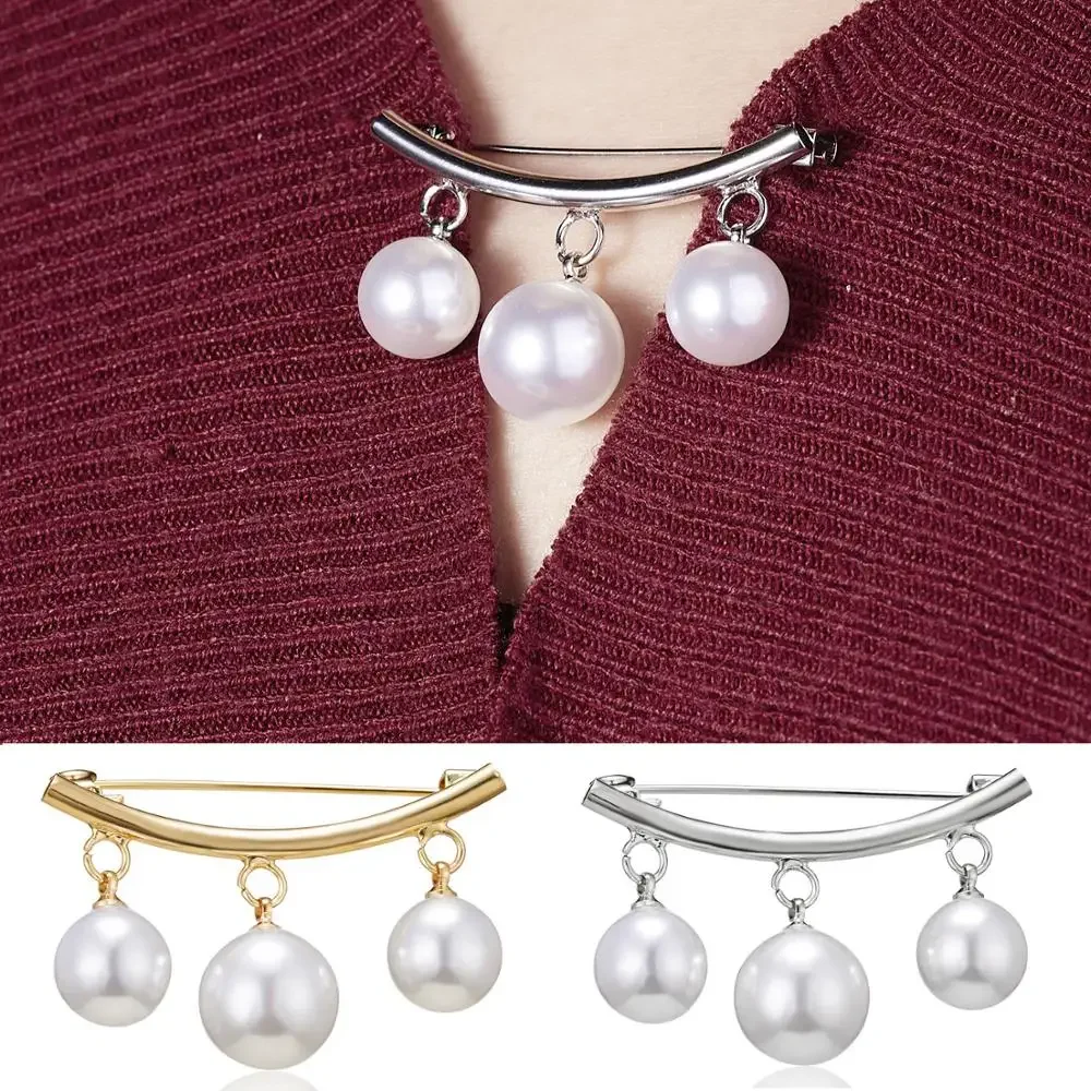 Minar V Neck Line Fixed Clasp Simple Lapel Pearl Brooches for Women Anti Slip Sweater Cardigan Pin Korean Women Accessories Gift