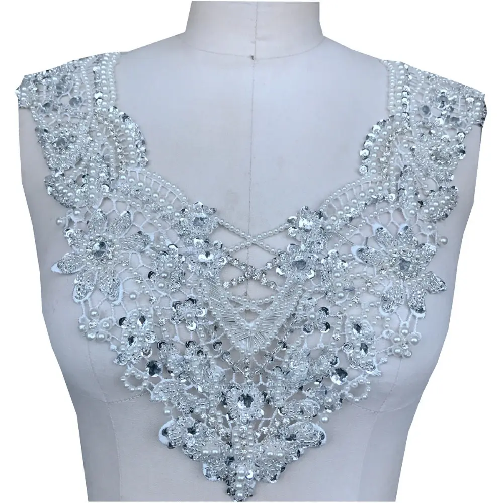 

Beaded Pearl Sequins Rhinestone White Hollow Out Applique Lace Evening Dress Costumes Fabric Hand Stitched Embellishments