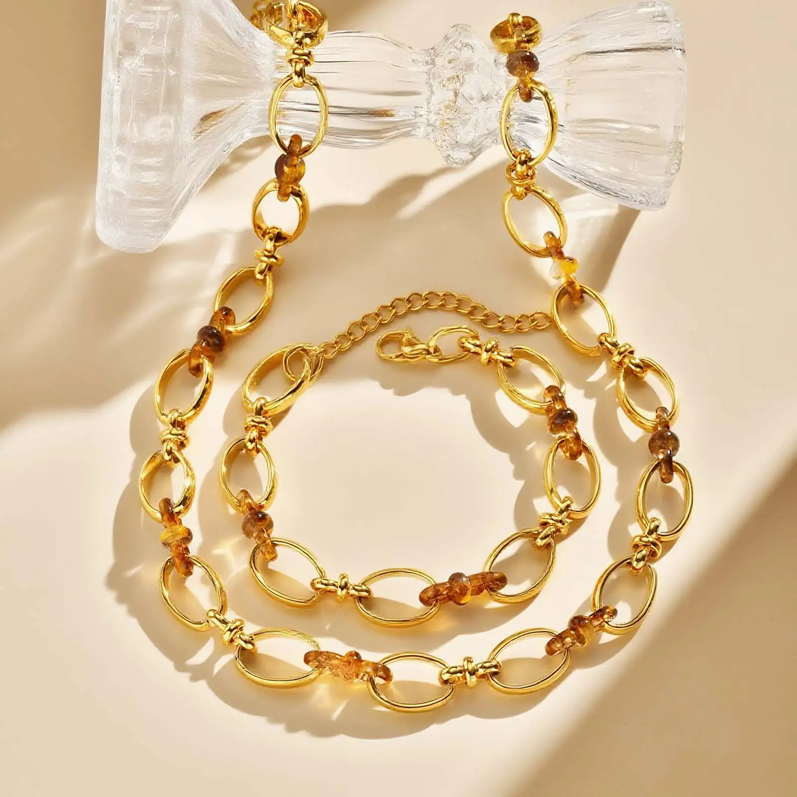 

Minimalist Stainless Steel Resin Buckle Necklace,Women's Gold Plated Wide Chain Necklaces,Chunky Jewelry Accessories Gift