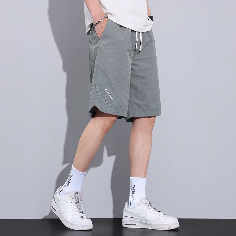 Summer casual shorts for men, summer thin horse pants, ice silk mid length pants for men, sports five quarter pants, work pants