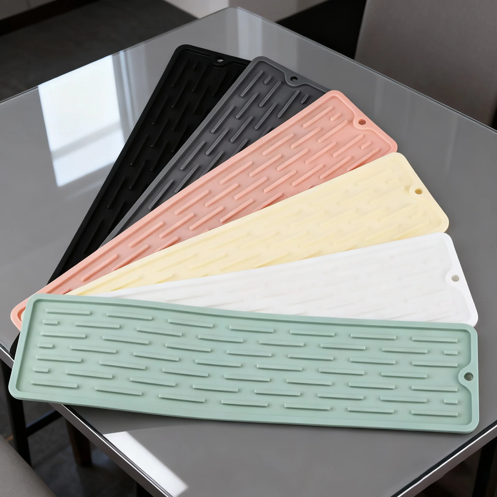 1pc Silicone Drying Mat, Soft and Durable, Kitchen Sink Countertop Mat,Non-Slip Cutting Board Mat, Heat-Resistant Insulation Pad