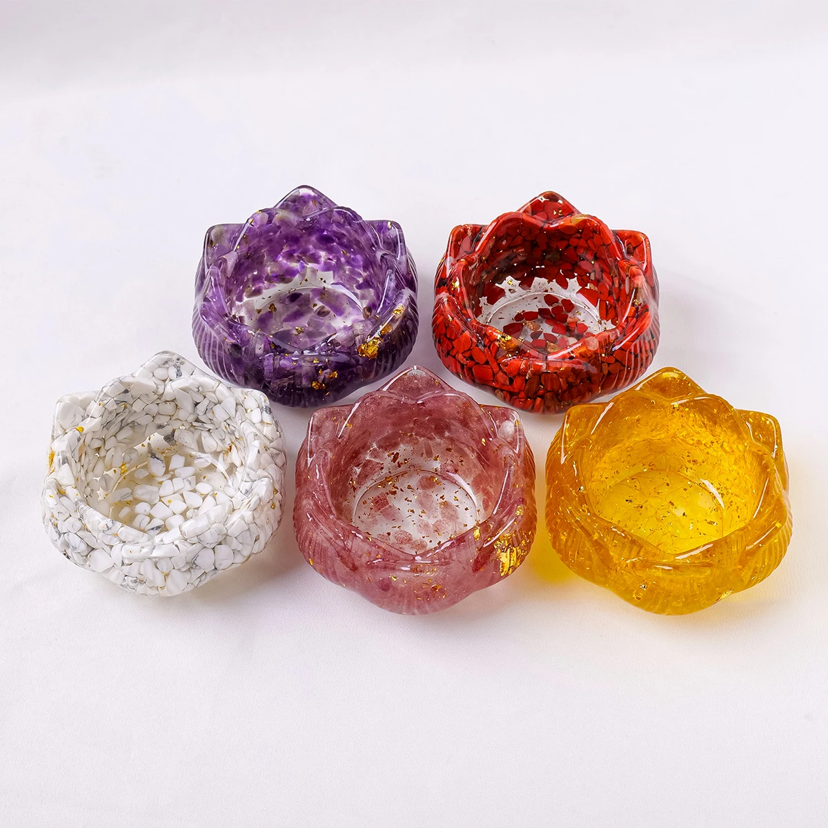 1PC Natural Crystal Crushed Stone Epoxy Resin Lotus Shape Meditation Gift For Home Decor DIY Crystal Delicate Gift