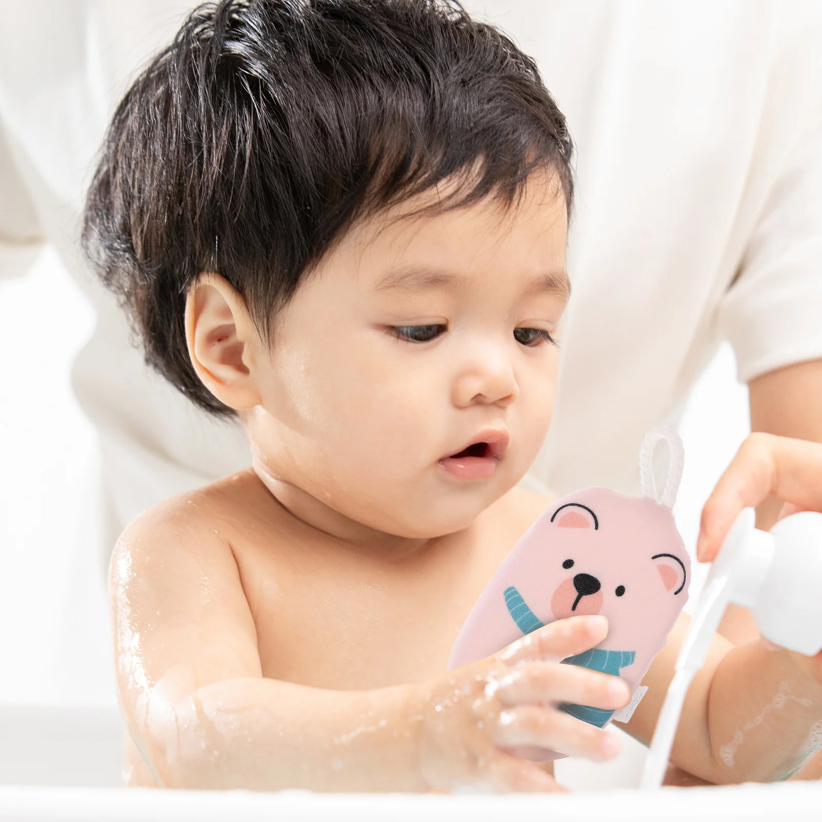 

2Pcs Lovely Kids Bath Sponges Soft Body Wash Scrubber Easy to Use Hanging Design for Bathroom Sponge for Bathing